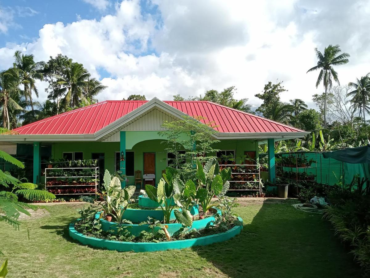 Barril Green Homestay Batuan Esterno foto