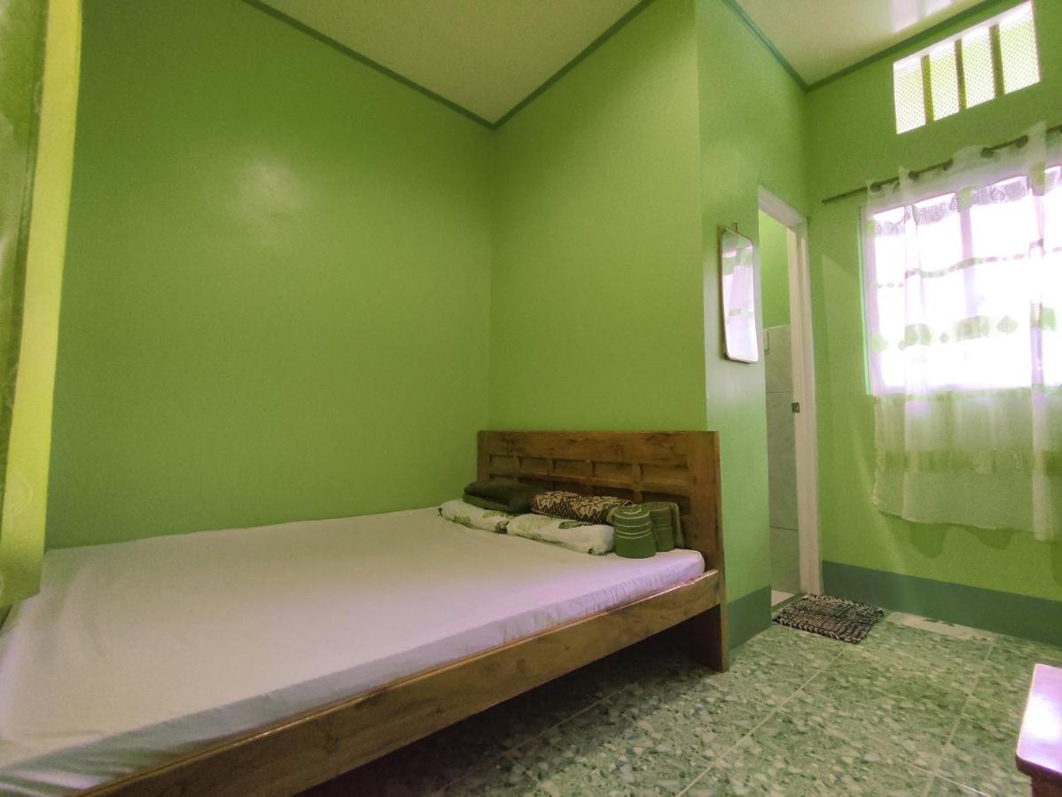 Barril Green Homestay Batuan Esterno foto